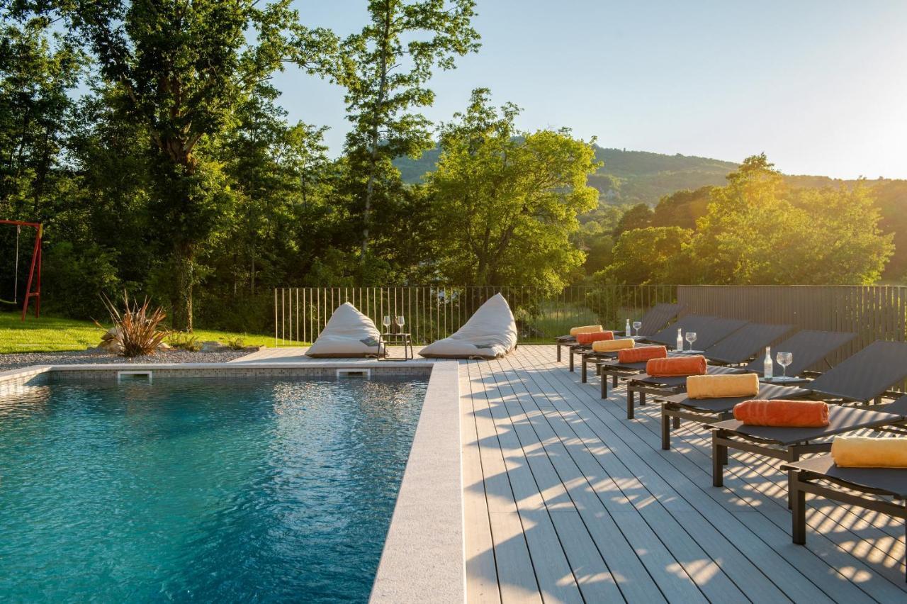 Luxury Villa Santa Cruz With Xl Pool And Jacuzzi Potpićan Extérieur photo