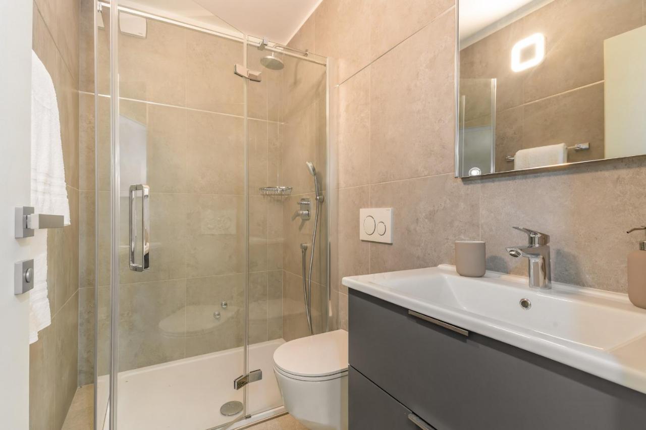 Luxury Villa Santa Cruz With Xl Pool And Jacuzzi Potpićan Extérieur photo