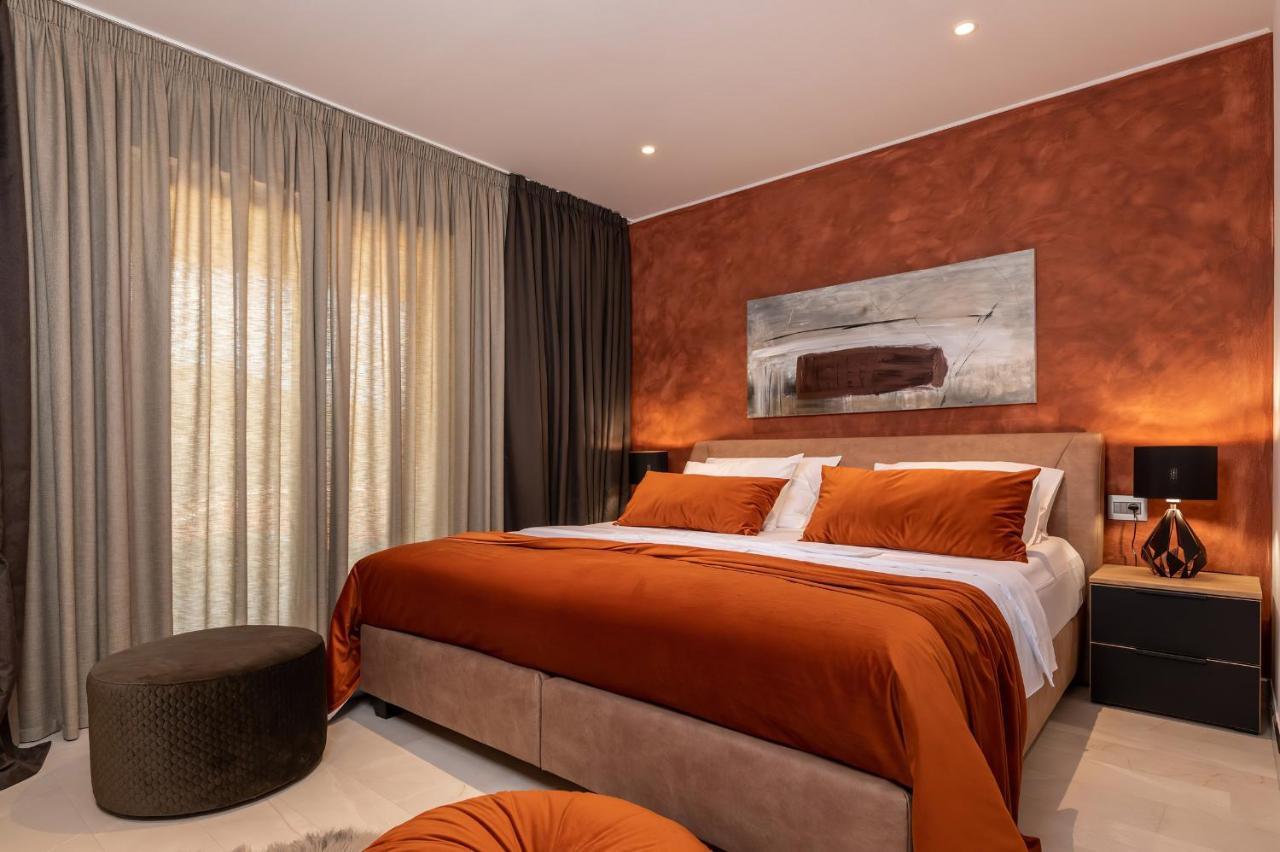 Luxury Villa Santa Cruz With Xl Pool And Jacuzzi Potpićan Extérieur photo